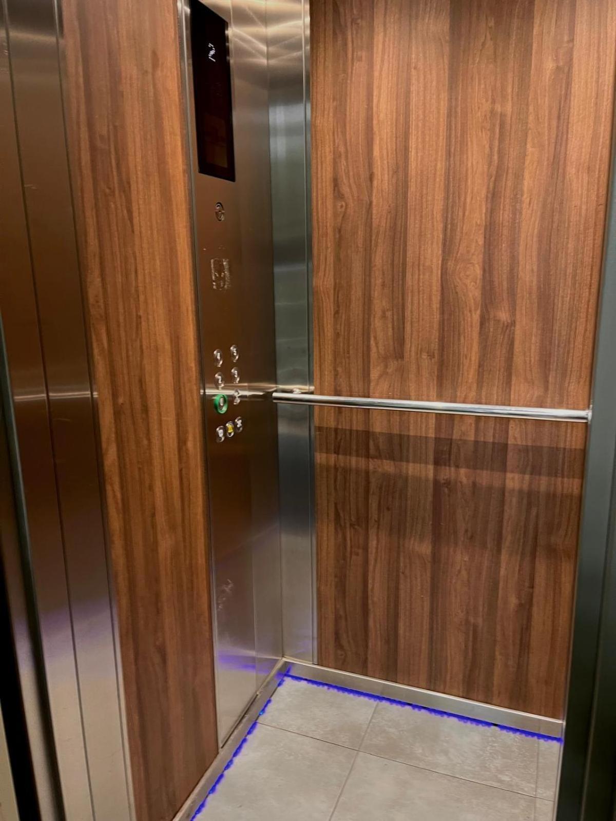 Petit 1 Bed Room Condo Warszawa Center Екстериор снимка