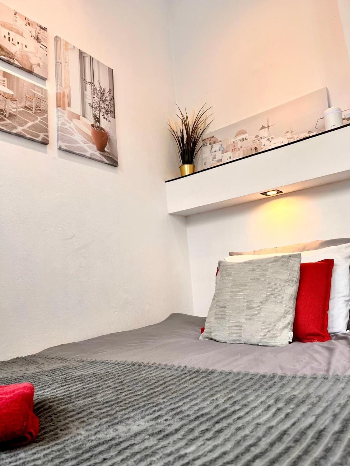 Petit 1 Bed Room Condo Warszawa Center Екстериор снимка