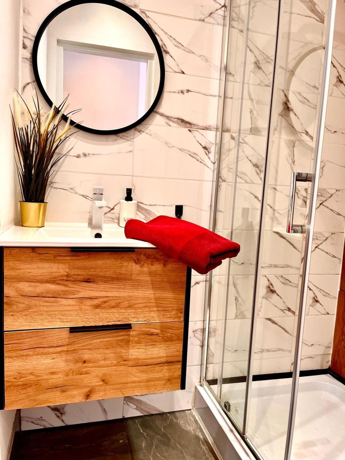 Petit 1 Bed Room Condo Warszawa Center Екстериор снимка